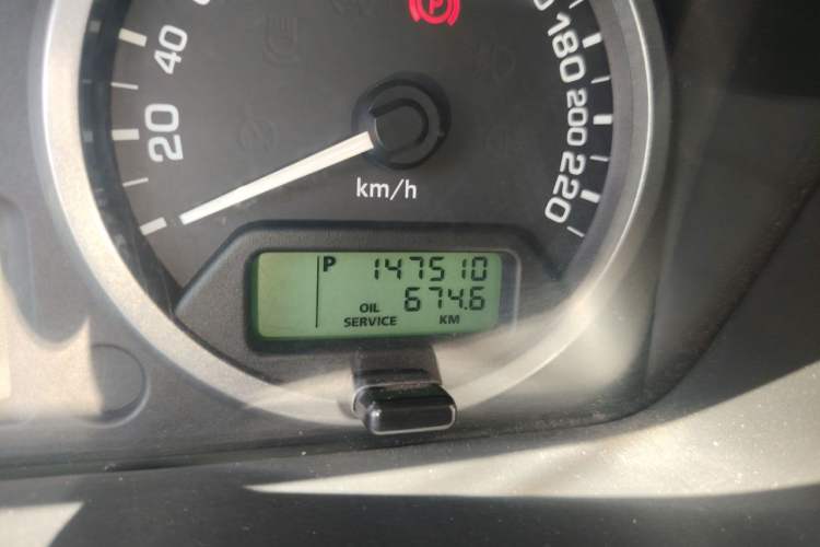 Used Land Rover Freelander 2 2012 2.0T Si4 SE Gasoline Version Odometer Close Up