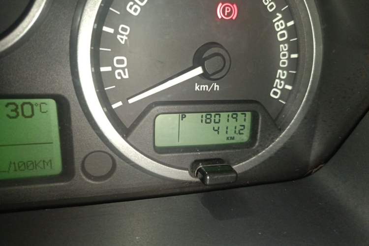 Used Land Rover Freelander 2 2012 2.2T SD4 SE Diesel Edition Odometer Close Up