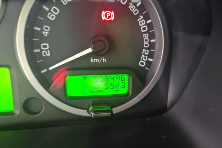 Used Land Rover Freelander 2 2012 2.0T Si4 SE Gasoline Version Odometer Close Up