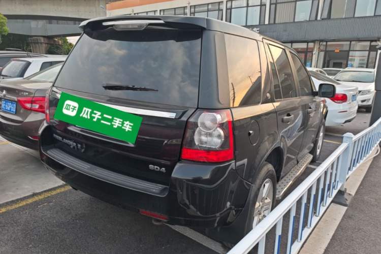 Used Land Rover Freelander 2 2012 2.2T SD4 SE Diesel Edition Rear Right 45 Deg
