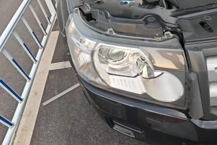 Used Land Rover Freelander 2 2012 2.2T SD4 SE Diesel Edition Right Front Headlight