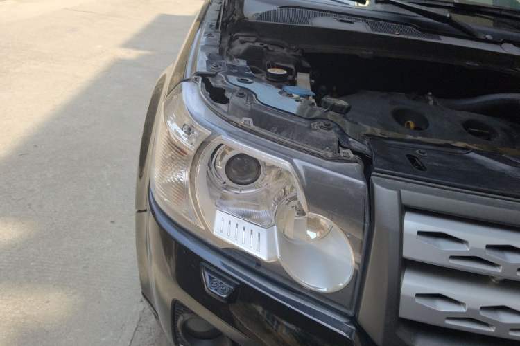Used Land Rover Freelander 2 2012 2.0T Si4 SE Gasoline Version Right Front Headlight