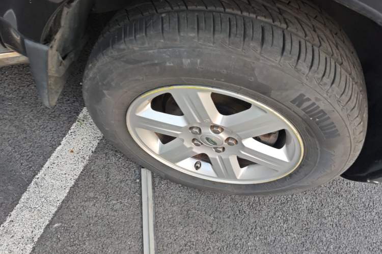 Used Land Rover Freelander 2 2012 2.2T SD4 SE Diesel Edition Right Front Wheel Hub