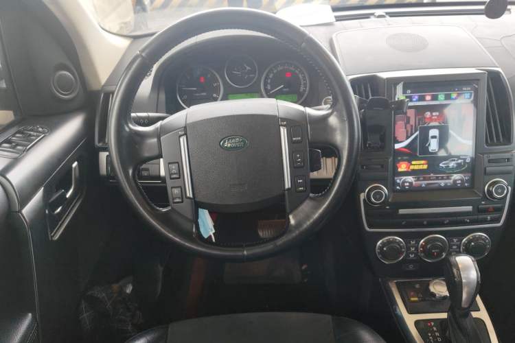 Used Land Rover Freelander 2 2012 2.2T SD4 SE Diesel Edition Steering Wheel