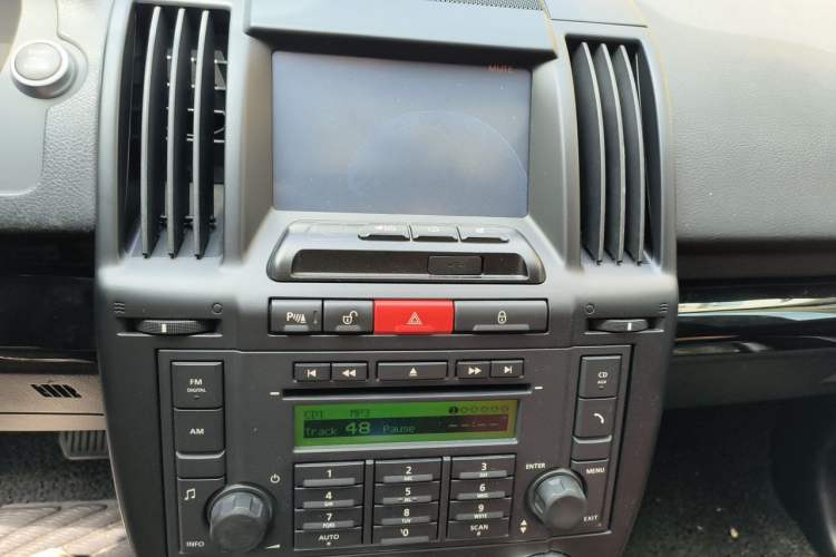 Used Land Rover Freelander 2 2012 2.0T Si4 HSE Gasoline Version Audio And AC Panel
