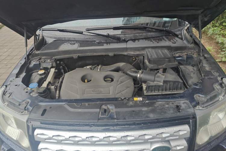 Used Land Rover Freelander 2 2012 2.0T Si4 SE Gasoline Version Engine Bay