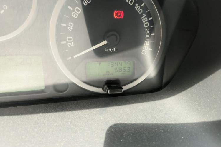 Used Land Rover Freelander 2 2012 2.0T Si4 HSE Gasoline Version Odometer Close Up