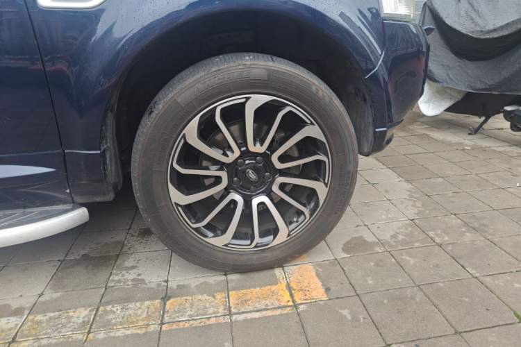 Used Land Rover Freelander 2 2012 2.0T Si4 SE Gasoline Version Right Front Wheel Hub