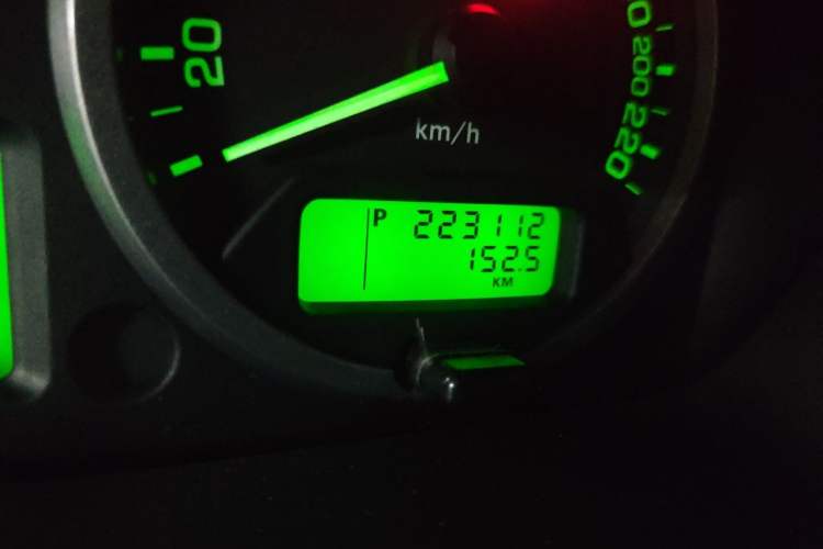 Used Land Rover Freelander 2 2012 2.2T SD4 HSE Diesel Edition Odometer Close Up