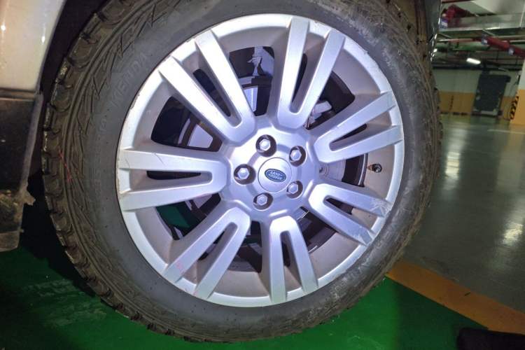 Used Land Rover Freelander 2 2012 2.2T SD4 HSE Diesel Edition Right Front Wheel Hub