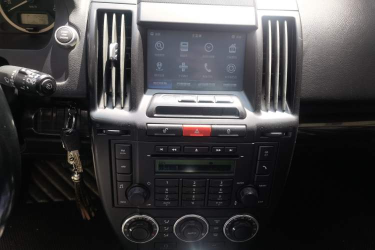Used Land Rover Freelander 2 2012 2.2T SD4 SE Diesel Edition Audio And AC Panel