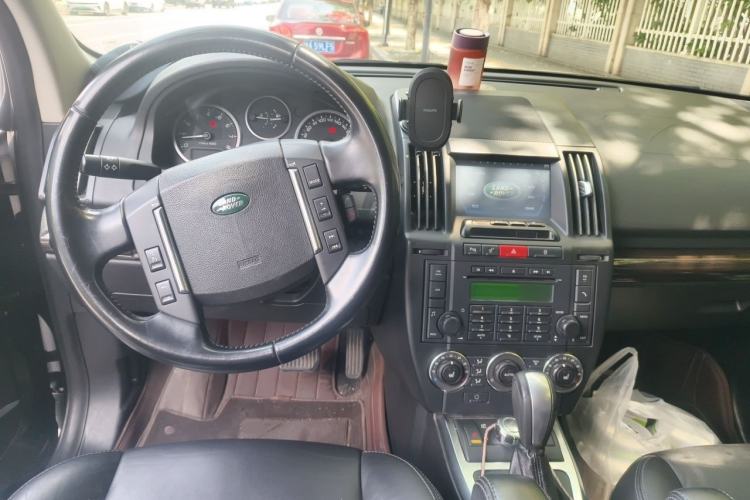 Used Land Rover Freelander 2 2012 2.0T Si4 HSE Gasoline Version Center Console