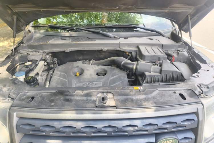Used Land Rover Freelander 2 2012 2.0T Si4 HSE Gasoline Version Engine Bay