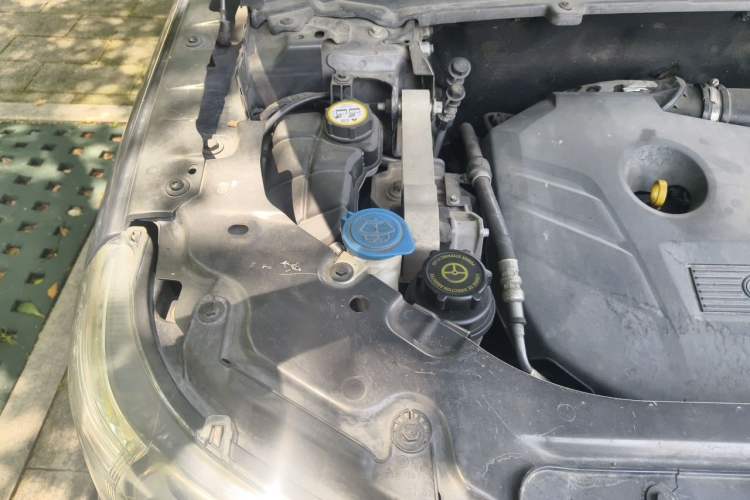 Used Land Rover Freelander 2 2012 2.0T Si4 HSE Gasoline Version Engine Bay Right