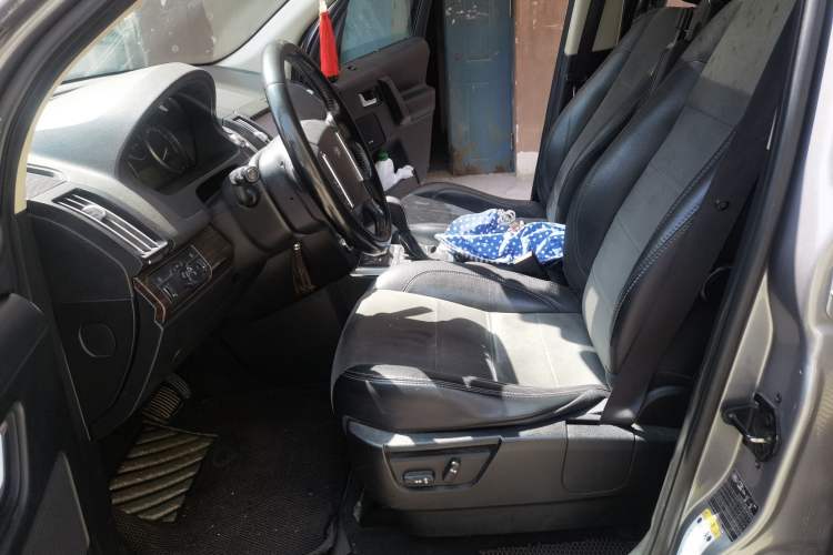 Used Land Rover Freelander 2 2012 2.2T SD4 SE Diesel Edition Left Front Seat