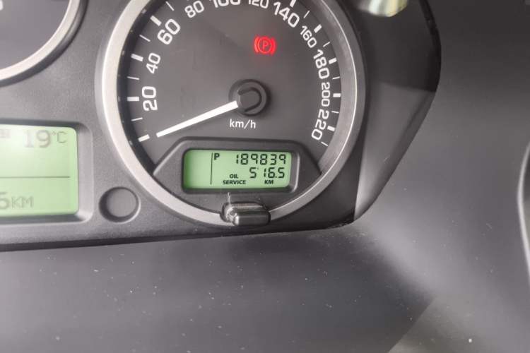 Used Land Rover Freelander 2 2012 2.0T Si4 HSE Gasoline Version Odometer Close Up