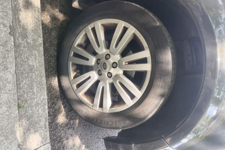 Used Land Rover Freelander 2 2012 2.0T Si4 HSE Gasoline Version Right Front Wheel Hub
