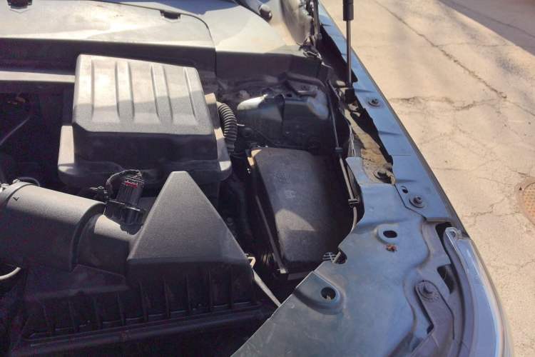 Used Land Rover Freelander 2 2012 2.0T Si4 SE Gasoline Version Engine Bay Left