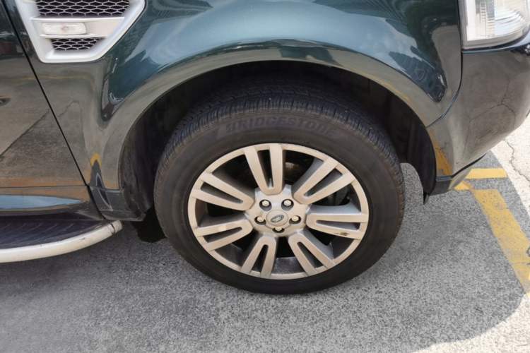 Used Land Rover Freelander 2 2012 2.2T SD4 SE Diesel Edition Right Front Wheel Hub