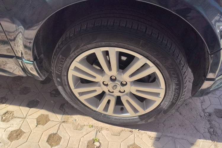 Used Land Rover Freelander 2 2012 2.0T Si4 SE Gasoline Version Right Front Wheel Hub