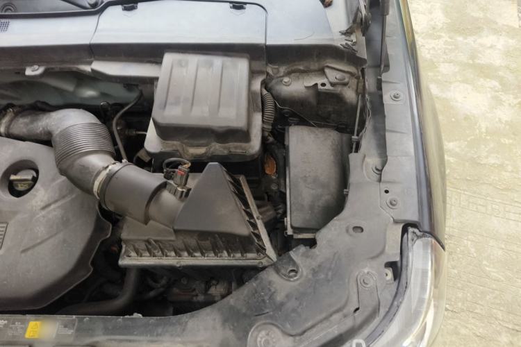 Used Land Rover Freelander 2  Engine Bay Left