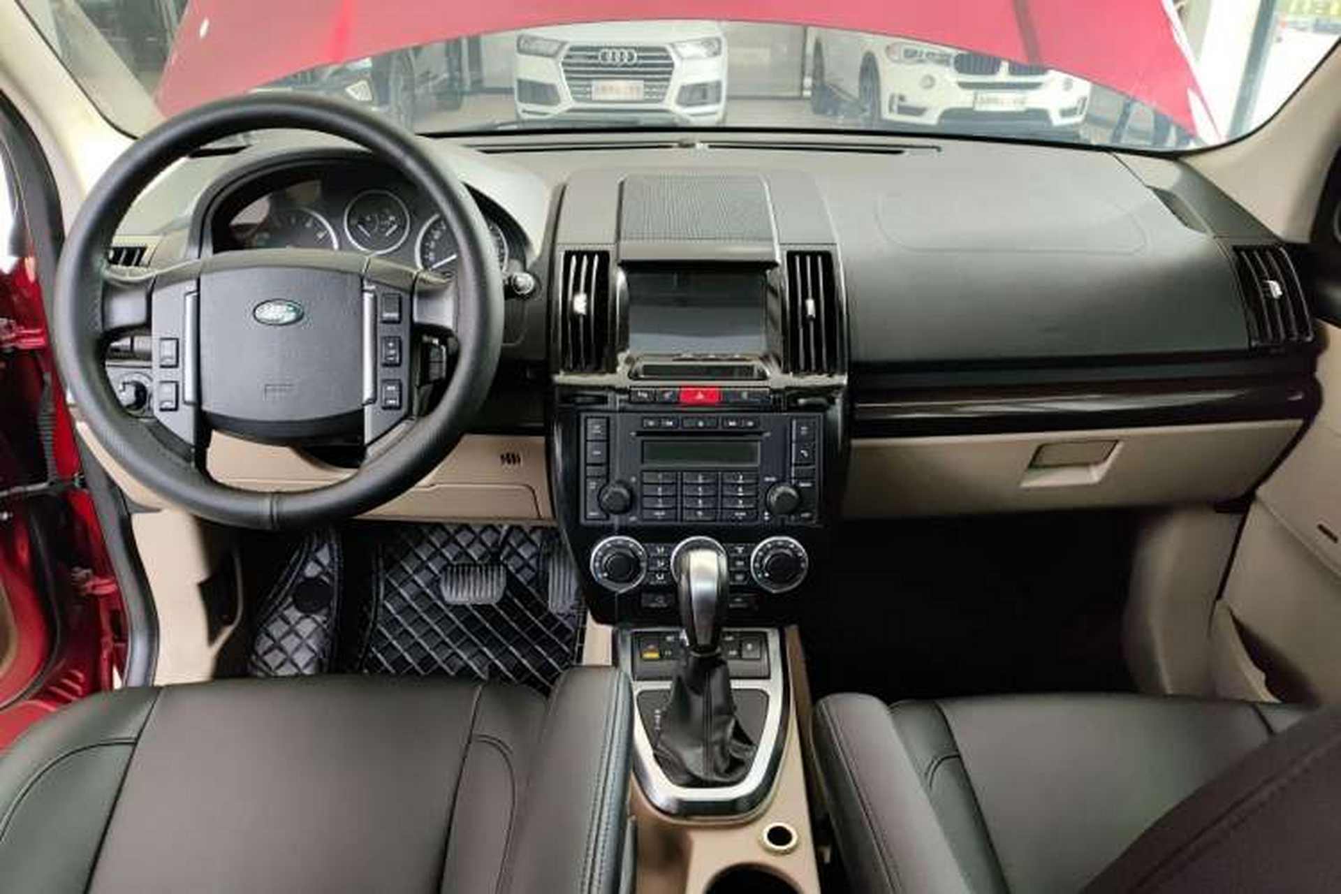 Used Land Rover Freelander 2 2012 2.0T Si4 SE Gasoline Version Center Console