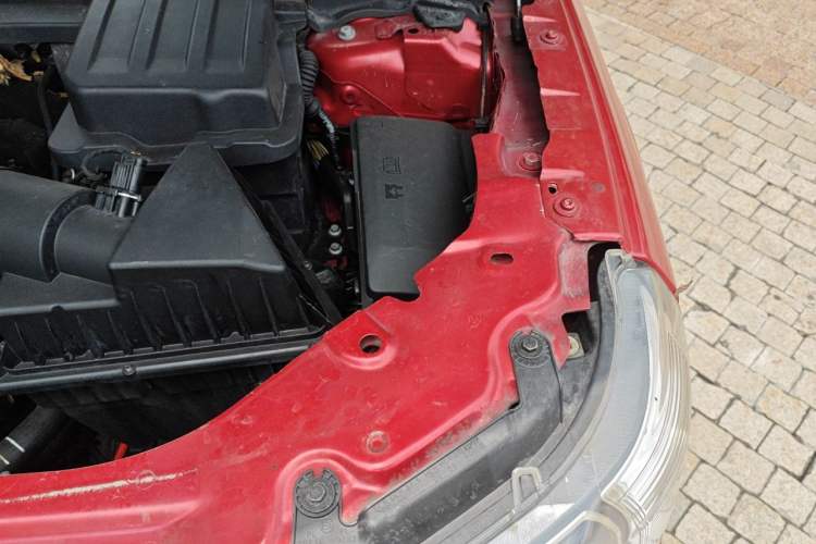 Used Land Rover Freelander 2 2012 2.0T Si4 HSE Gasoline Version Engine Bay Left