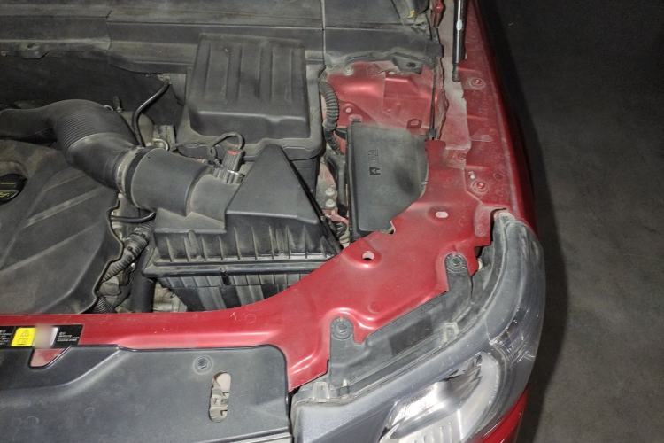 Used Land Rover Freelander 2 2012 2.0T Si4 HSE Gasoline Version Engine Bay Left