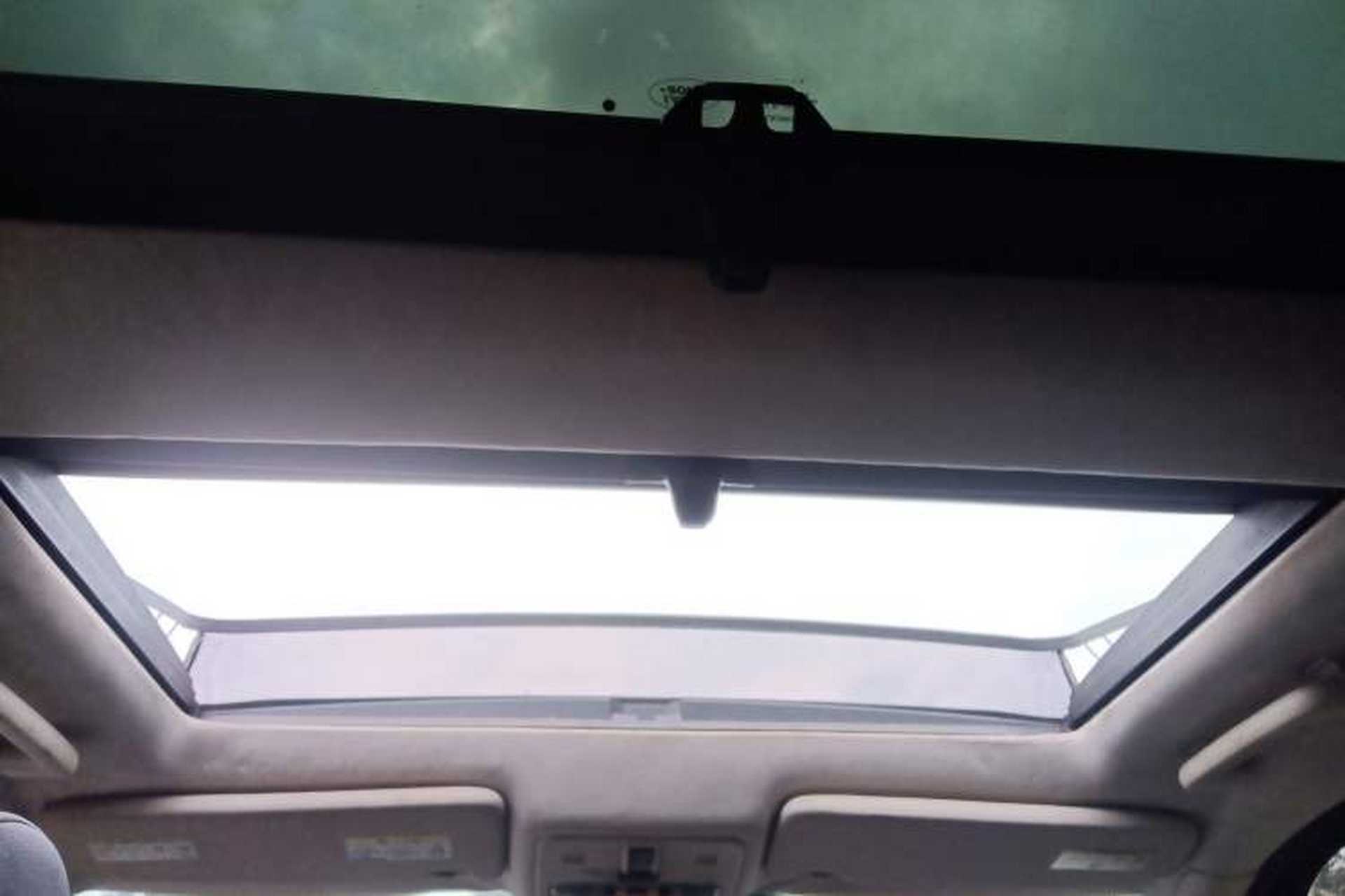 Used Land Rover Freelander 2 2012 2.0T Si4 SE Gasoline Version Headliner