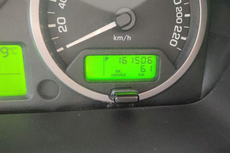 Used Land Rover Freelander 2 2012 2.0T Si4 SE Gasoline Version Odometer Close Up