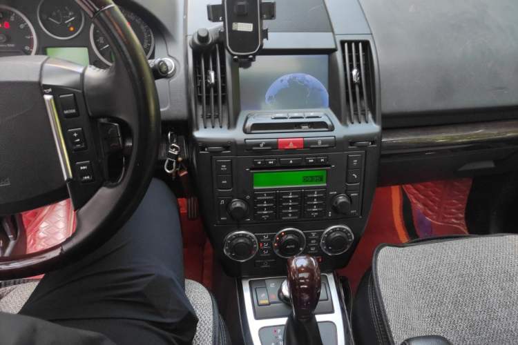 Used Land Rover Freelander 2 2012 2.0T Si4 SE Gasoline Version Audio And AC Panel