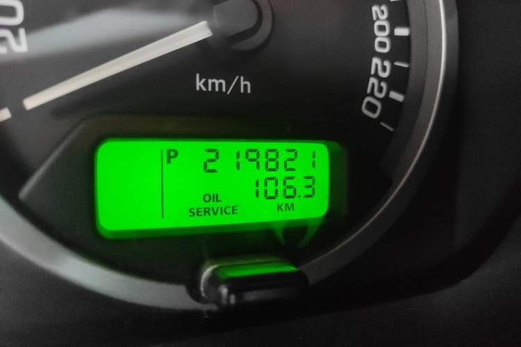 Used Land Rover Freelander 2 2012 2.0T Si4 SE Gasoline Version Odometer Close Up