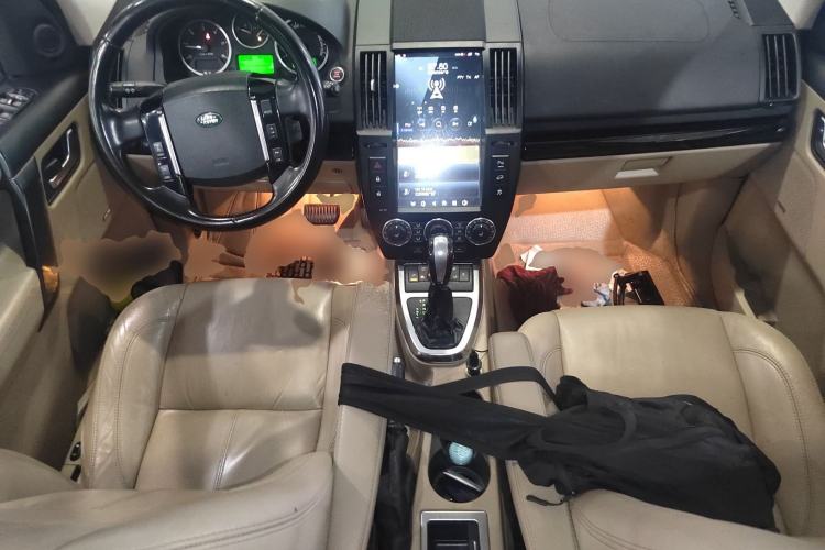 Used Land Rover Freelander 2 2012 2.2T SD4 HSE Diesel Edition Center Console