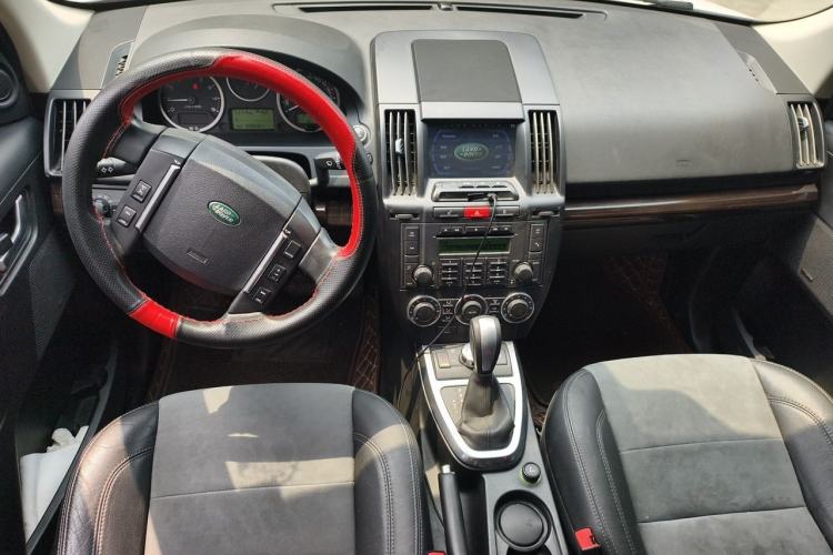 Used Land Rover Freelander 2 2012 2.0T Si4 SE Gasoline Version Center Console