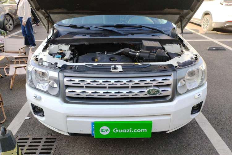 Used Land Rover Freelander 2 2012 2.0T Si4 SE Gasoline Version Engine Bay