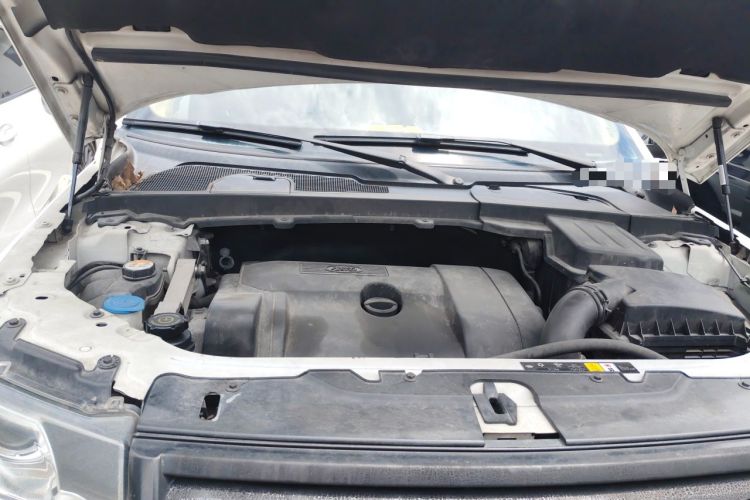Used Land Rover Freelander 2 2012 3.2L Christmas & New Year Special Edition SE Engine Bay