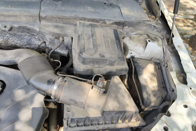 Used Land Rover Freelander 2 2012 2.0T Si4 HSE Gasoline Version Engine Bay Left