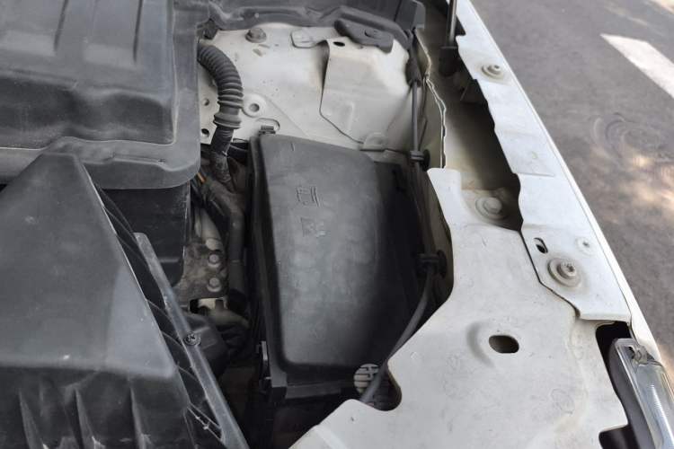 Used Land Rover Freelander 2 2012 2.0T Si4 SE Gasoline Version Engine Bay Left