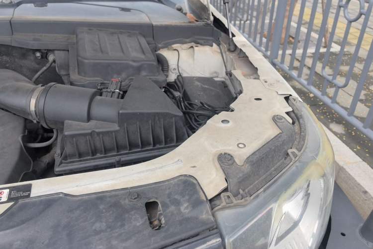 Used Land Rover Freelander 2 2012 2.0T Si4 SE Gasoline Version Engine Bay Left