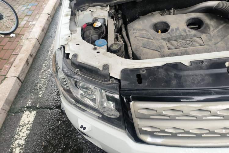 Used Land Rover Freelander 2 2012 2.0T Si4 SE Gasoline Version Engine Bay Right