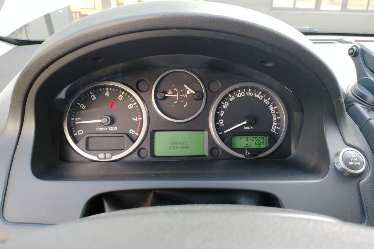 Used Land Rover Freelander 2 2012 2.0T Si4 SE Gasoline Version Instrument Cluster