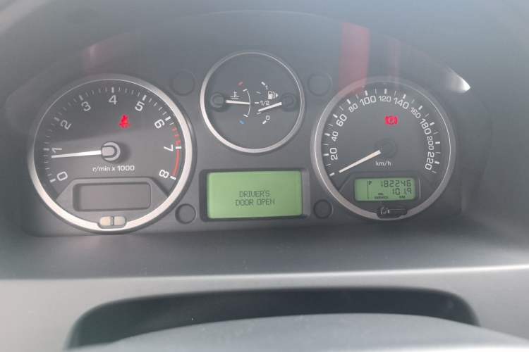 Used Land Rover Freelander 2 2012 2.0T Si4 SE Gasoline Version Instrument Cluster