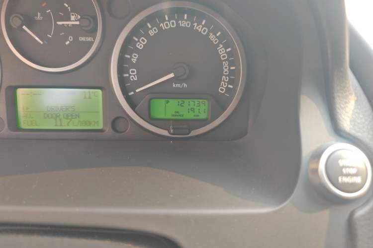 Used Land Rover Freelander 2 2012 2.2T SD4 HSE Diesel Edition Odometer Close Up