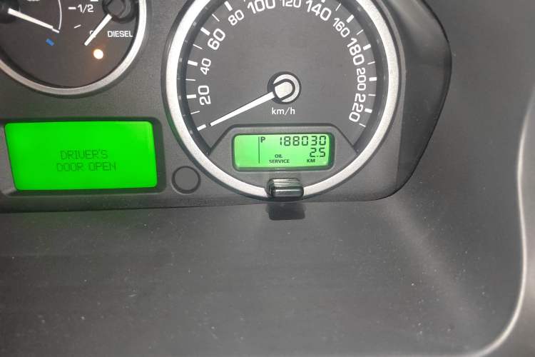 Used Land Rover Freelander 2 2012 2.2T SD4 HSE Diesel Edition Odometer Close Up