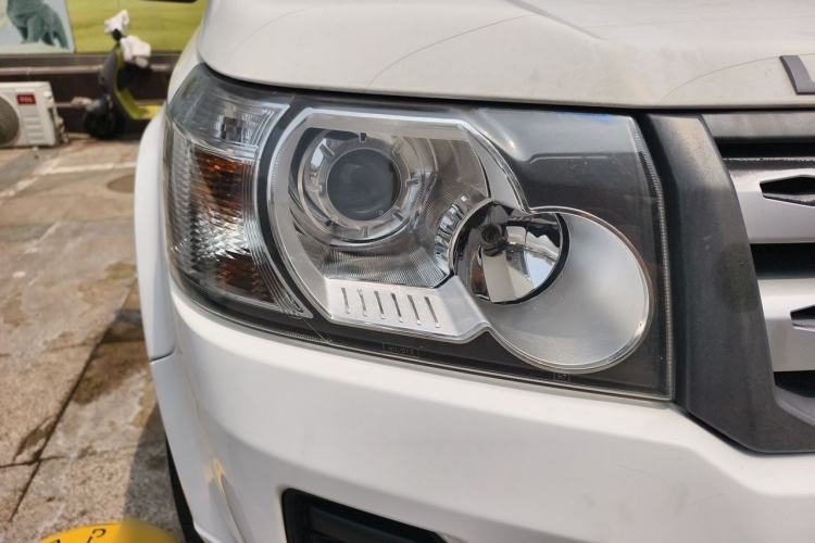 Used Land Rover Freelander 2 2012 2.0T Si4 SE Gasoline Version Right Front Headlight