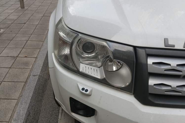 Used Land Rover Freelander 2 2012 2.0T Si4 SE Gasoline Version Right Front Headlight