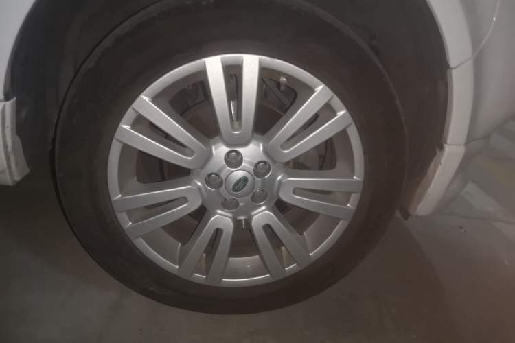 Used Land Rover Freelander 2 2012 2.0T Si4 HSE Gasoline Version Right Front Wheel Hub
