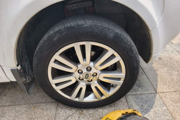 Used Land Rover Freelander 2 2012 2.0T Si4 SE Gasoline Version Right Front Wheel Hub