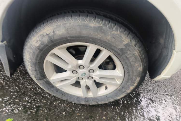 Used Land Rover Freelander 2 2012 2.0T Si4 SE Gasoline Version Right Front Wheel Hub
