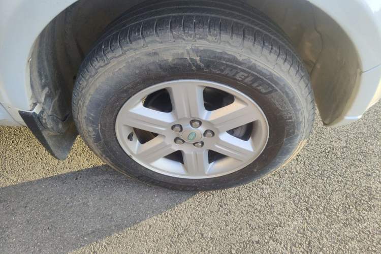 Used Land Rover Freelander 2 2012 2.0T Si4 SE Gasoline Version Right Front Wheel Hub